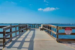 100 Bluff View Dr, Belleair Bluffs, FL 33770 - Photo 24