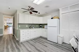 100 Bluff View Dr, Belleair Bluffs, FL 33770 - Photo 28