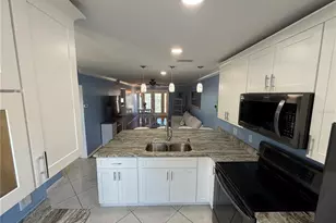 9224 Mission Oaks Blvd, Seminole, FL 33776 - Photo 6