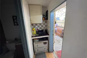 1025 NW 31st Ave, Miami, FL 33125 - Photo 20