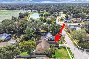 305 Running Horse Rd, Seffner, FL 33584 - Photo 6