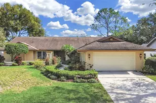 305 Running Horse Rd, Seffner, FL 33584 - Photo 1
