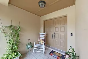305 Running Horse Rd, Seffner, FL 33584 - Photo 10