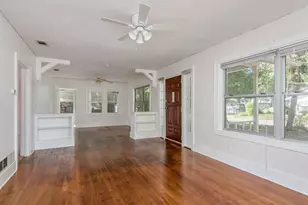 1235 Idlewild Dr, Clearwater, FL 33755 - Photo 4