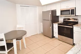 690 Island Way, Clearwater, FL 33767 - Photo 10
