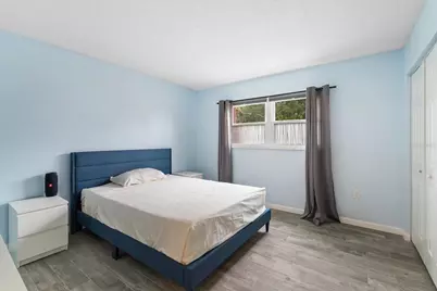 1860 Massachusetts Avenue NE #101, Saint Petersburg, FL 33703 - Photo 14