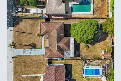 3125 31st Avenue N, Saint Petersburg, FL 33713 - Photo 2