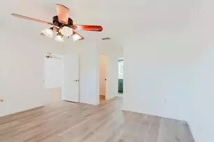 4225 La Pasida Ln, New Port Richey, FL 34655 - Photo 20