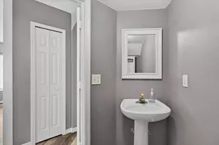 2140 Fluorshire Dr, Brandon, FL 33511 - Photo 10