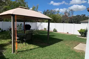 10460 Carloway Hills Dr, Wimauma, FL 33598 - Photo 10