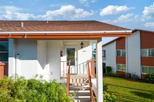 4859 Independence Dr, Bradenton, FL 34210 - Photo 4