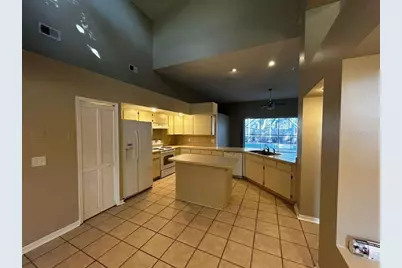 [Address not provided], Tampa, FL 33625 - Photo 4