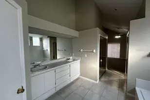 [Address not provided], Tampa, FL 33625 - Photo 8