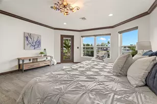 4990 Dover St NE, Saint Petersburg, FL 33703 - Photo 14