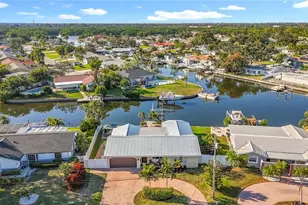 4990 Dover St NE, Saint Petersburg, FL 33703 - Photo 2