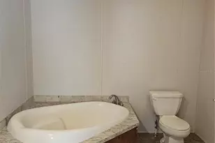 5636 W O Griffin Rd, Plant City, FL 33567 - Photo 8