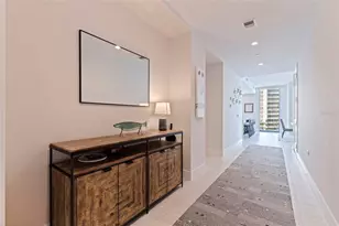 301 1st St S, Saint Petersburg, FL 33701 - Photo 14