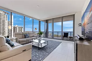 301 1st St S, Saint Petersburg, FL 33701 - Photo 4