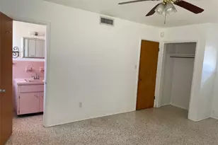 2420 68th Ave S, Saint Petersburg, FL 33712 - Photo 6