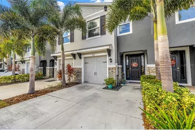 8637 Daydream Street, Sarasota, FL 34238 - Photo 4