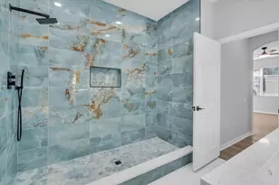 3290 Covered Bridge Dr W, Dunedin, FL 34698 - Photo 16