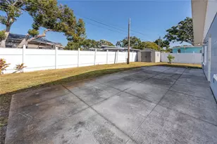 5613 35th Ave N, Saint Petersburg, FL 33710 - Photo 34