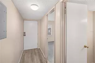 7529 Pitch Pine Cir, Tampa, FL 33617 - Photo 4