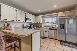 15314 E Pond Woods Dr, Tampa, FL 33618 - Photo 12