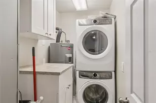 7570 92nd St, Seminole, FL 33777 - Photo 16