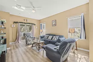 1836 Atlantic Dr, Ruskin, FL 33570 - Photo 8