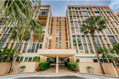 7400 Sun Island Drive S #806, South Pasadena, FL 33707 - Photo 2