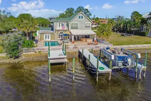 8025 Island Dr, Port Richey, FL 34668 - Photo 2