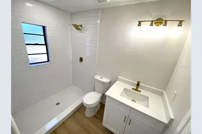 2910 E Ida Street, Tampa, FL 33610 - Photo 22