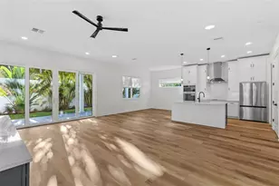 3801 71st St N, Saint Petersburg, FL 33709 - Photo 10