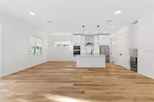 3801 71st St N, Saint Petersburg, FL 33709 - Photo 8