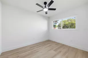 228 87th Ave NE, Saint Petersburg, FL 33702 - Photo 16