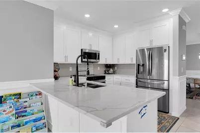 31130 Penny Surf Loop, Wesley Chapel, FL 33545 - Photo 6