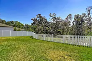 39946 Dawson Chase Dr, Zephyrhills, FL 33540 - Photo 42