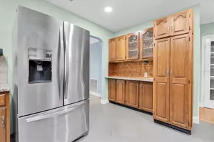 5619 23rd Ave S, Gulfport, FL 33707 - Photo 10