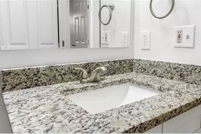 5101 Eldorado Drive, Tampa, FL 33615 - Photo 10