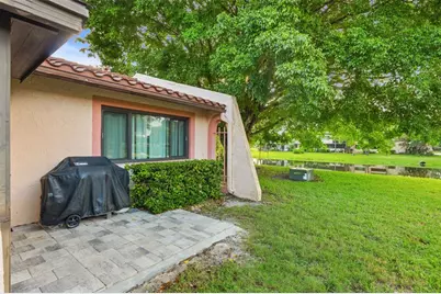 9669 86th Avenue #9669, Seminole, FL 33777 - Photo 6
