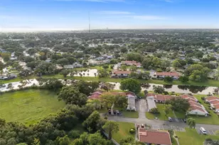 9669 86th Ave, Seminole, FL 33777 - Photo 24