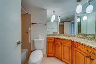 69 Country Club Dr, Largo, FL 33771 - Photo 20