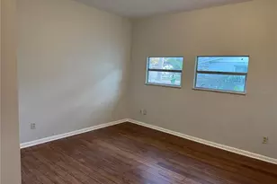 4990 80th St N, Saint Petersburg, FL 33709 - Photo 6