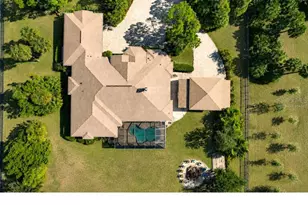 2209 Lost River Trail, Ruskin, FL 33570 - Photo 12