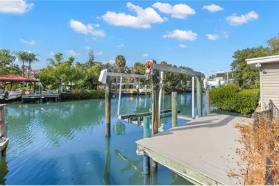 415 S Shore Crest Drive, Tampa, FL 33609 - Photo 2