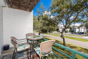 320 Island Way, Clearwater Beach, FL 33767 - Photo 18