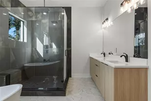 3211 W Ballast Point Blvd, Tampa, FL 33611 - Photo 24