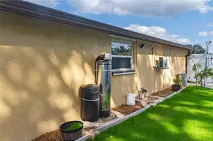 2527 Ohio Pl, Holiday, FL 34691 - Photo 18