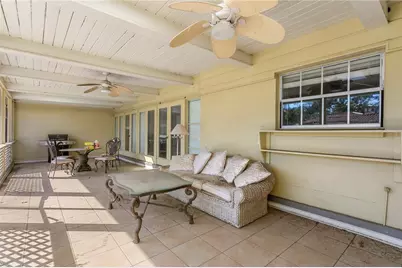 100 Catalan Boulevard NE, Saint Petersburg, FL 33704 - Photo 8